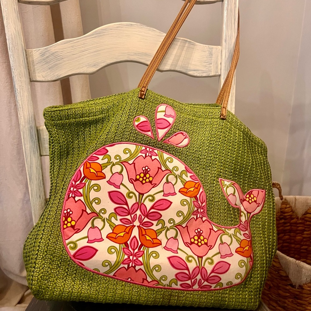 Vera Bradley Lilli Bell Seashore 
Straw Tote (Retired Tote) - Picture 3 of 11